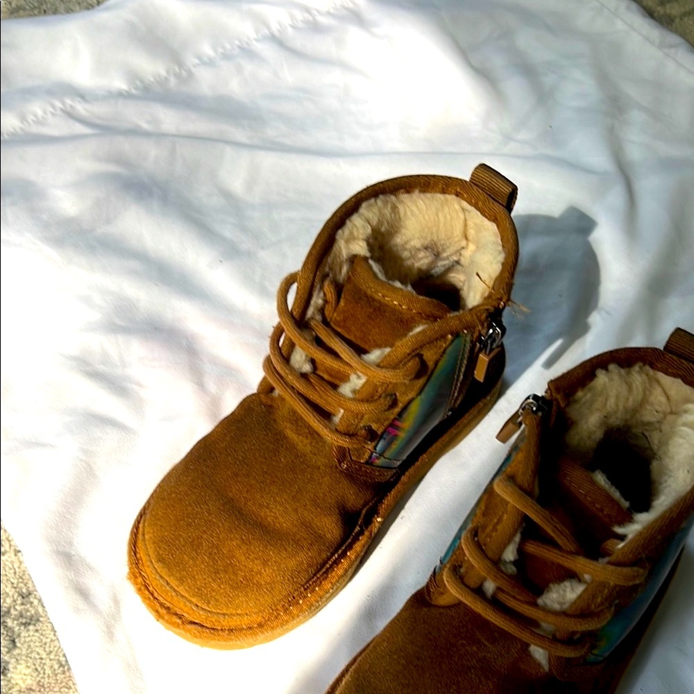UGG Brown Suede Boots with Southwestern Pattern - Picture 3 of 7
